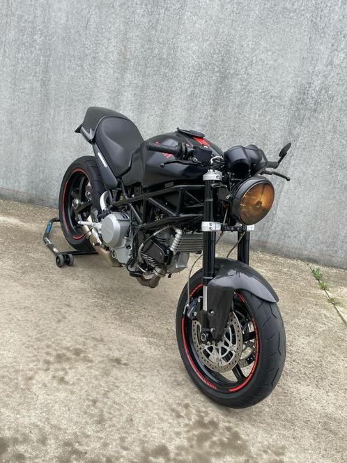 Ducati monster S2R800, Motoren, Motoren | Ducati, Bedrijf, Naked bike, meer dan 35 kW, 2 cilinders, Ophalen