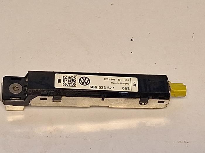 Antenne Versterker van een Volkswagen Golf, Auto-onderdelen, Elektronica en Kabels, Volkswagen, Gebruikt, 3 maanden garantie, Ophalen of Verzenden