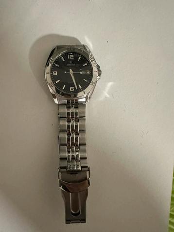 Montre beschikbaar voor biedingen
