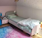Slaapkamer meisjes bed, nachtkastje en bureau, Huis en Inrichting, Slaapkamer | Complete slaapkamers, Ophalen, Zo goed als nieuw