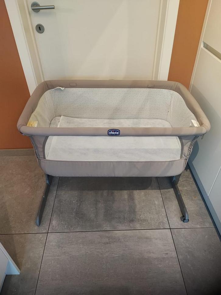 Chicco Next to me - wiegje/co-sleeper, Kinderen en Baby's, Babywiegjes en Ledikanten, Zo goed als nieuw, Ophalen