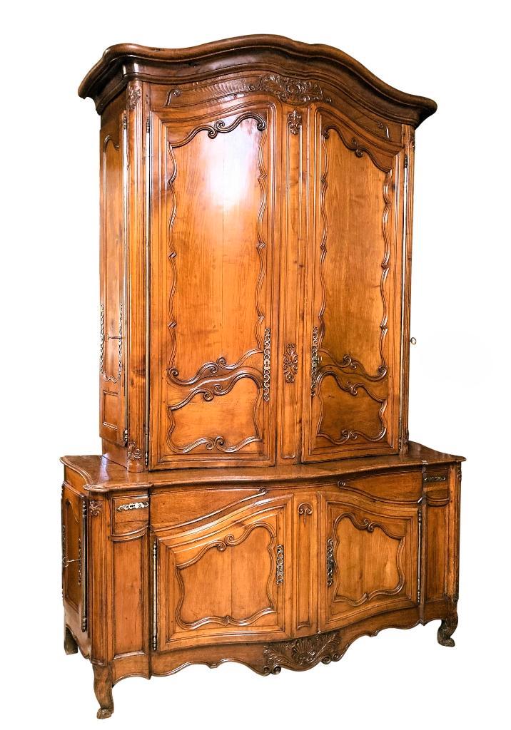 Groot Louis XV dressoir met twee carrosserieën - 18e eeuw, Antiek en Kunst, Antiek | Meubels | Kasten, Ophalen of Verzenden