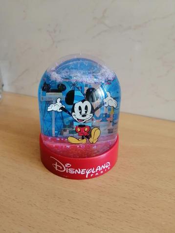 Disneyland Paris - Boule à neige Mickey Mouse beschikbaar voor biedingen