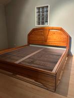 Dubbelbed volledig in hout, Huis en Inrichting, Slaapkamer | Bedden, Ophalen, Gebruikt, Bruin, Tweepersoons
