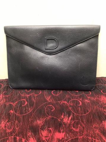 Delvaux pochette le fusée beschikbaar voor biedingen
