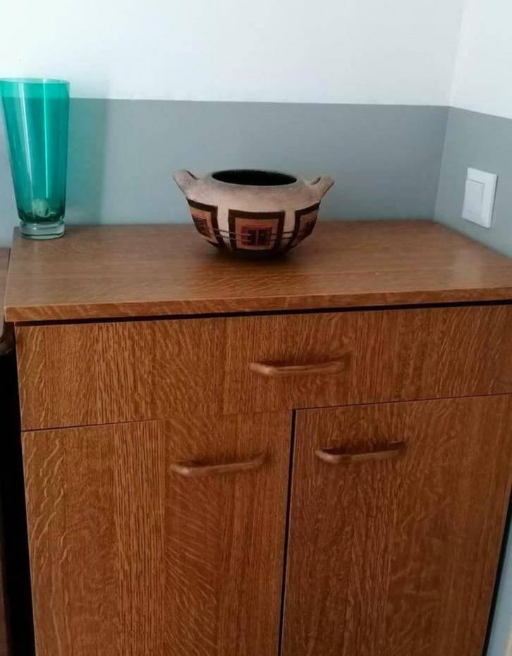 🪻Meuble Calais meuble bois 1 tiroir vintage chambre hall, Enfants & Bébés, Chambre d'enfant | Chambres d'enfant complètes, Utilisé