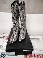 Mooie boots met slangenmotief,slechts2x gedragen, Kleding | Dames, Schoenen, Ophalen, Zo goed als nieuw