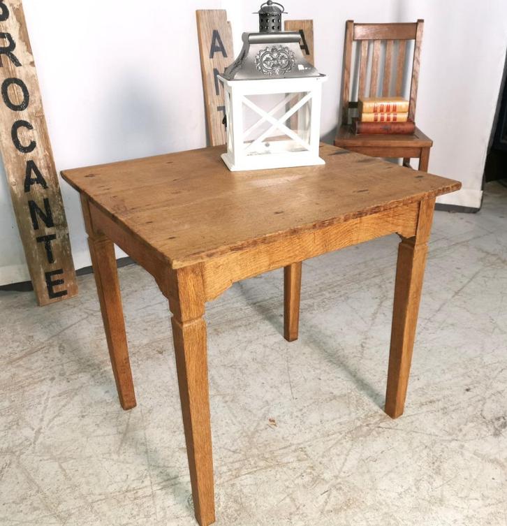 antieke boeren bijzet-salontafel in eik L 65cm B 58cm H 64cm, Antiek en Kunst, Antiek | Meubels | Tafels, Ophalen