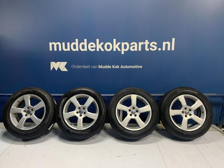 Volvo 18 inch Cratus velgen + winterbanden XC60 -2017, Auto-onderdelen, Banden en Velgen, Banden en Velgen, Winterbanden, 18 inch