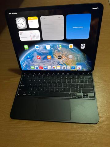 I pad 13 inch m4  1TB beschikbaar voor biedingen