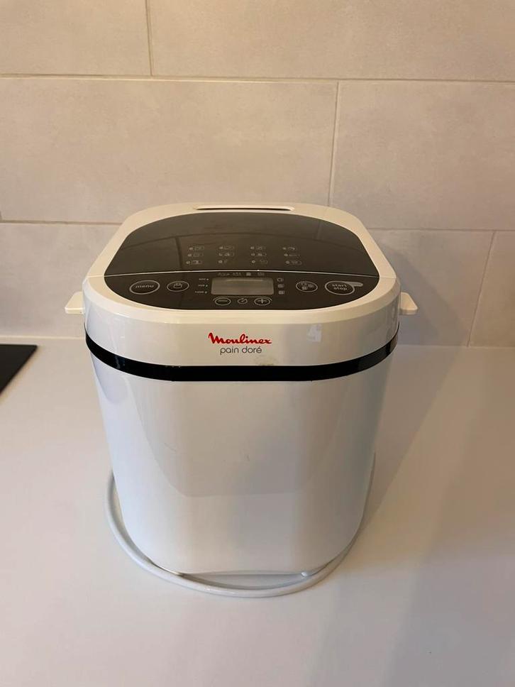 Broodbakmachine Moulinex Pain Doré, Elektronische apparatuur, Broodbakmachines, Gebruikt, Met timer, 800 tot 1200 gram deeg, Meer dan 10 programma's