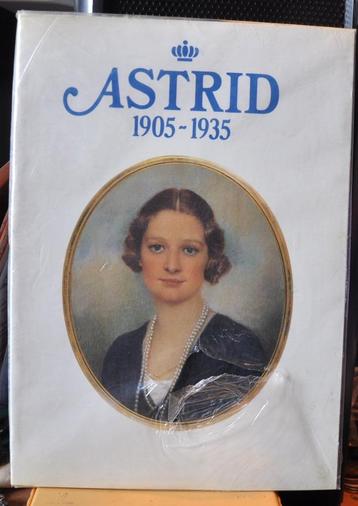 livre astrid 1905-1935 (x2264) beschikbaar voor biedingen