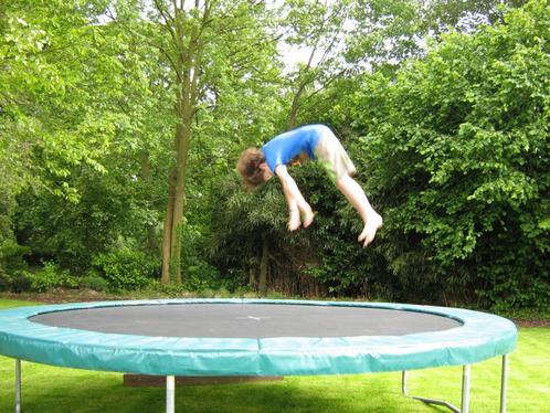 Trampoline diameter 430 cm, Enfants & Bébés, Jouets | Extérieur | Trampolines, Utilisé, Enlèvement