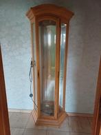 Mooie vitrinekast met.glazen leggers en licht, Huis en Inrichting, Ophalen, Zo goed als nieuw