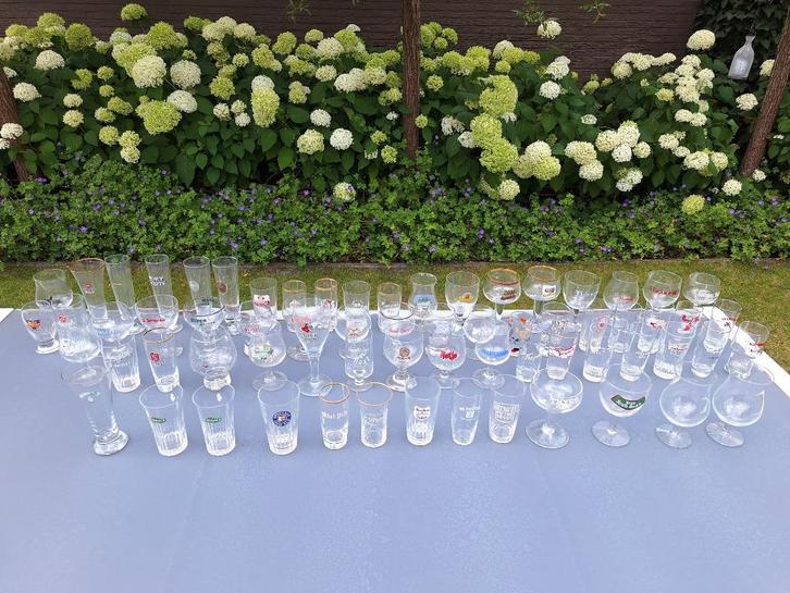 partij van 66 verschillende bierglazen, Verzamelen, Glas en Drinkglazen, Zo goed als nieuw, Bierglas, Ophalen