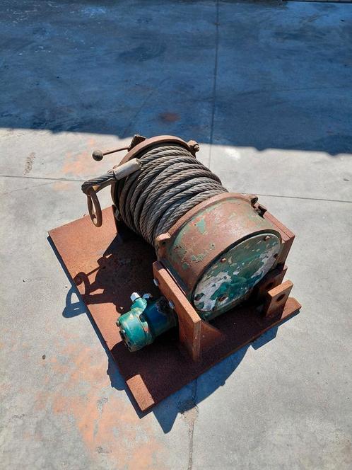 zware hydraulische treklier, winch in goede staat, Auto-onderdelen, Vrachtwagen-onderdelen, Gebruikt, Ophalen