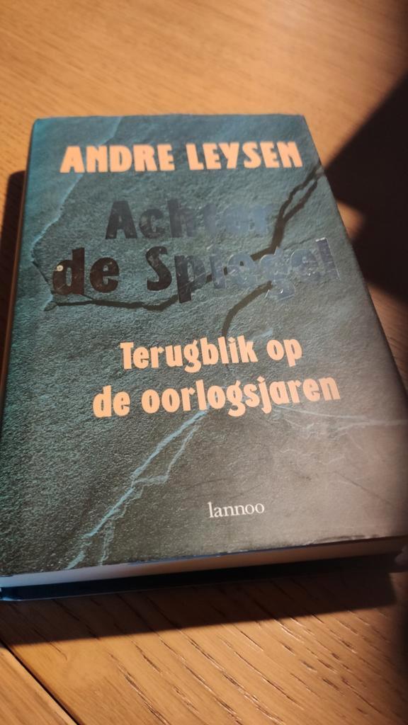 A. Leysen - Achter de spiegel Derrière le Miroir, Boeken, Oorlog en Militair, Ophalen of Verzenden