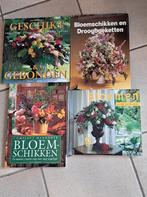 1 boek naar keuze(van deze 4)over bloemschikken, goede staat, Ophalen of Verzenden, Gelezen, Diverse auteurs, Bloemschikken, Groendecoratie