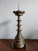 Antieke kerk kandelaar met pin, Antiek en Kunst, Ophalen, Koper of Brons