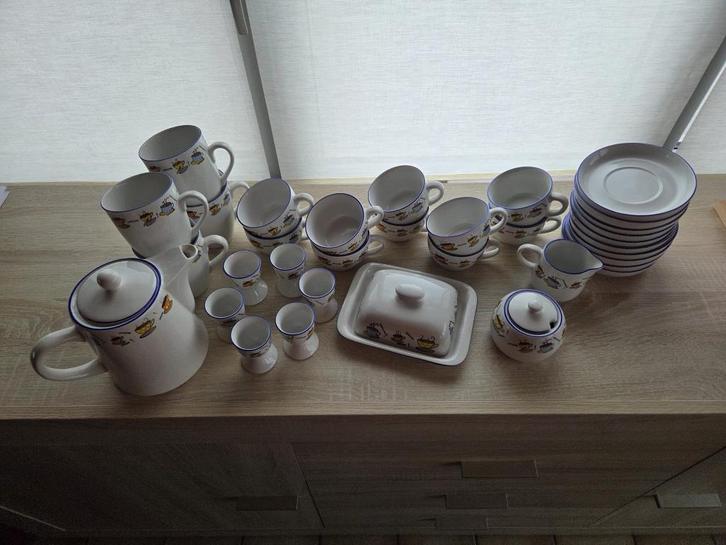 Leuk servies, Huis en Inrichting, Keuken | Servies, Zo goed als nieuw, Ophalen