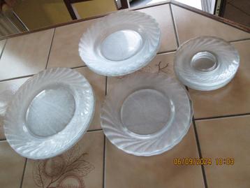 Service de table – Assiettes en verre transparent           