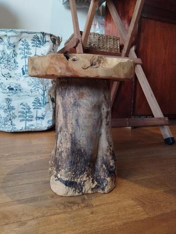 Tabouret ou table en bois de teck tronc d'arbre unique