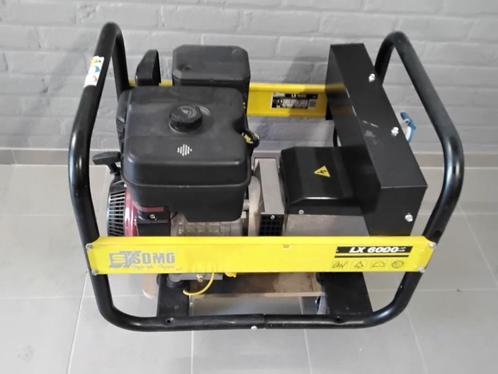 Generator, Doe-het-zelf en Bouw, Aggregaten, Zo goed als nieuw, Benzine, 5 tot 10 kVA, Ophalen