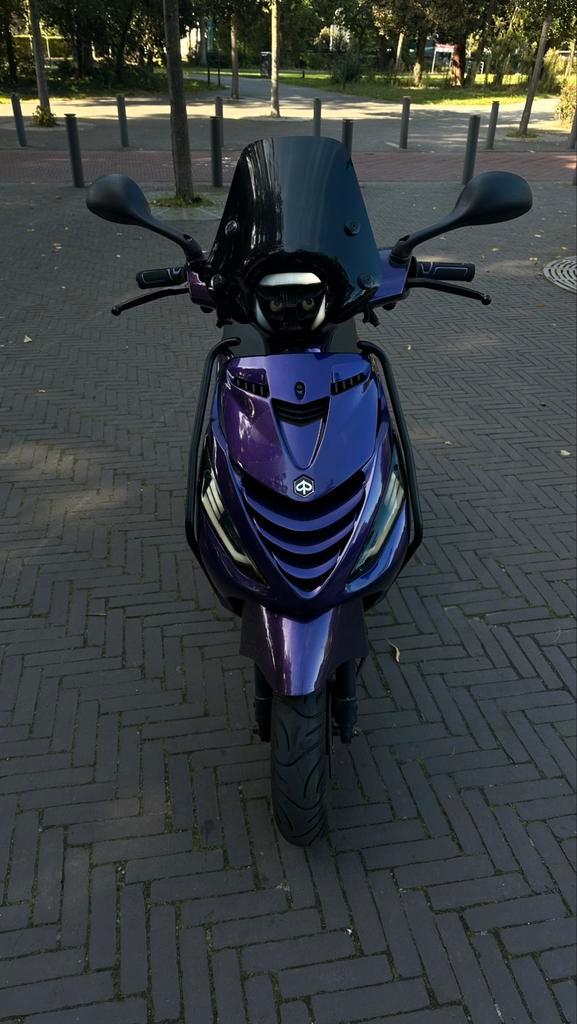 Piaggio Zip 4t3v, Fietsen en Brommers, Scooters | Piaggio, Zo goed als nieuw, Zip, Klasse A (25 km/u), Benzine, Ophalen