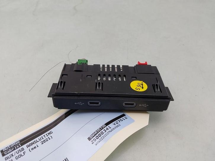 DIVERSEN AUX/USB aansluiting Golf VIII (CD1) (|5NA035736|), Auto-onderdelen, Overige Auto-onderdelen, Volkswagen, Gebruikt