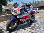 Honda CBR 900rr fireblade sc28, Motos, Motos | Honda, 4 cylindres, Particulier, Super Sport, 900 cm³