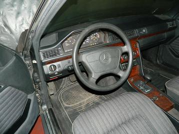 Diverse onderdelen 230 CE  1990   Coupé of compleet beschikbaar voor biedingen
