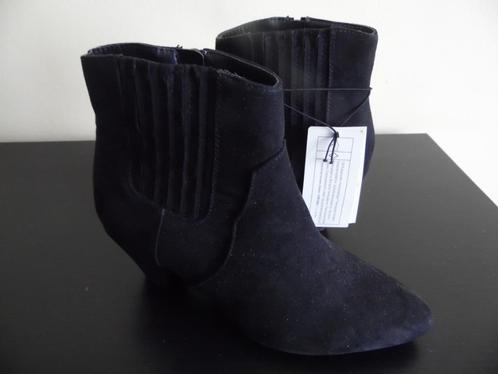 BOTTINES      KIABI     NEUF, Vêtements | Femmes, Chaussures, Neuf, Boots et Botinnes, Noir, Enlèvement ou Envoi