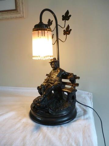 Lampe de table éclairage lampadaire style rétro homme banc