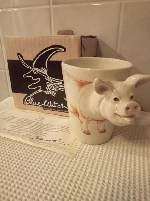 Varkensmok - The Blue Witch, Antiek en Kunst, Curiosa en Brocante, Ophalen of Verzenden