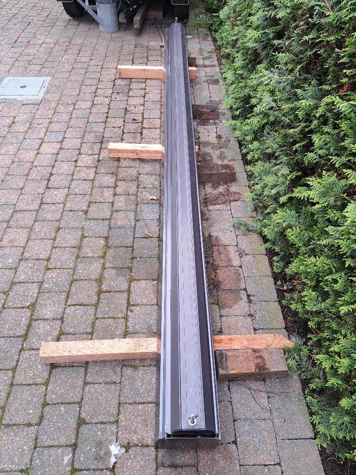 terras zonnescherm-zonneluifel, Tuin en Terras, Zonneschermen, Gebruikt, Knikarmscherm, 150 tot 300 cm, 250 cm tot 450 cm, Ophalen