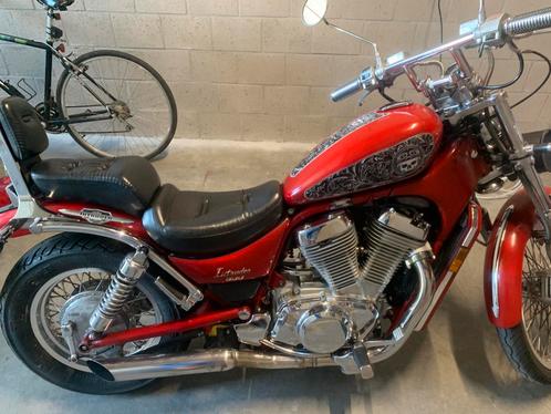 suzuki vs800 intruder, Motoren, Motoren | Suzuki, Particulier, Chopper, meer dan 35 kW, 2 cilinders, Motorrijbewijs A, Cardan-aandrijving