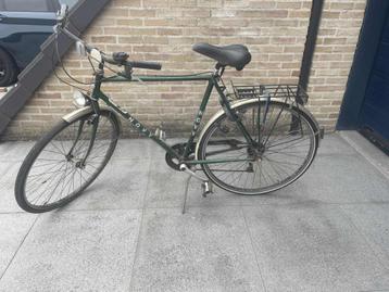 damesfiets 30 euro herenfiets 30euro beschikbaar voor biedingen