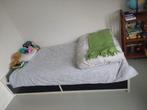 Eenpersoonsbed (wit / zwart) met handige lades, Huis en Inrichting, Slaapkamer | Bedden, 90 cm, Eenpersoons, Wit, Zo goed als nieuw