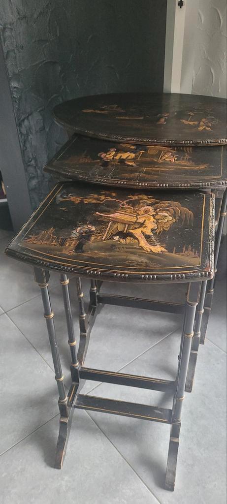 3 tables gigognes chinoiserie anglaise Fishpools–vers 1900, Antiek en Kunst, Antiek | Meubels | Tafels, Ophalen
