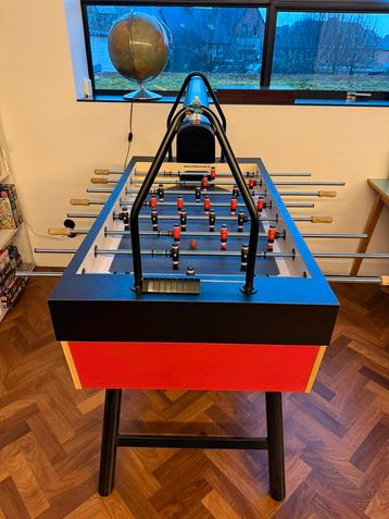 Voetbaltafel Tom&Rudi met verlichting beschikbaar voor biedingen