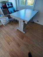 Metalen bureau, Ophalen, Zo goed als nieuw, Bureau