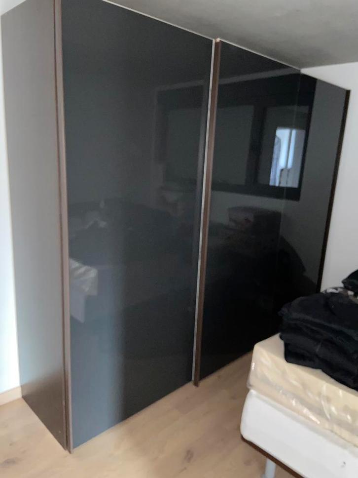 Kleerkast 3 schuifdeuren en 2 nachtkastjes en 1 commode, Huis en Inrichting, Kasten | Kleerkasten, Gebruikt, Glas, Ophalen