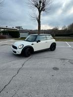 Mini Cooper D, Voorwielaandrijving, Stof, Zwart, 4 cilinders