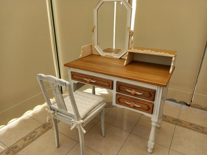 COIFFEUSE ARTISANALE., Huis en Inrichting, Tafels | Kaptafels, Zo goed als nieuw, 100 tot 150 cm, 100 tot 150 cm, Hout, Ophalen