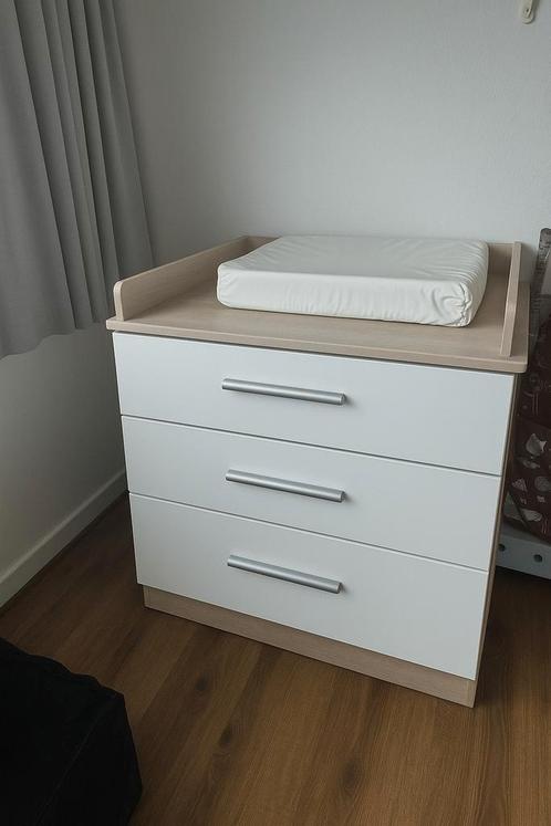 Commode met verzorgingsdeel - Paradisio, Kinderen en Baby's, Kinderkamer | Commodes en Kasten, Gebruikt, Commode, Ophalen