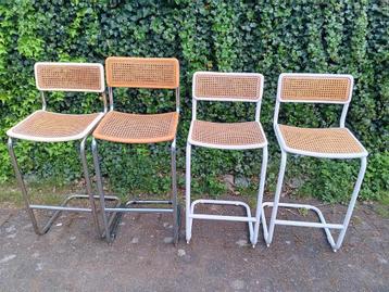 4 barkrukken in de stijl van Marcel Breuer's cesca-stoelen  beschikbaar voor biedingen