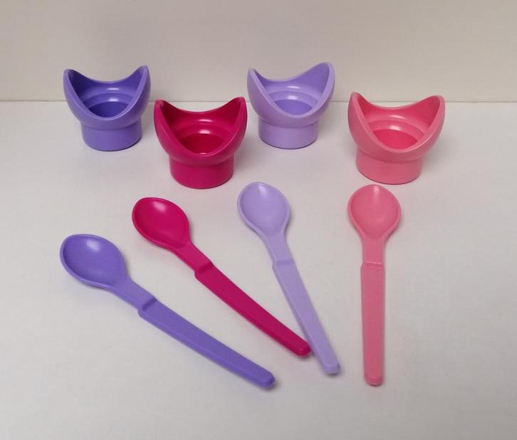 Tupperware™ Eierdopjes x 4 « Classic2000 » roze et paars, Huis en Inrichting, Keuken | Tupperware, Nieuw, Bak of Kom, Paars, Verzenden