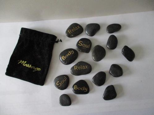 15 hot stones setje met tekst op stenen,relax, body,soul, Sport en Fitness, Massageproducten, Zo goed als nieuw, Hotstone, Ophalen of Verzenden