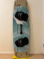 Flysurfer radical 8 -132, Watersport en Boten, Kitesurfen, Twintip, Ophalen of Verzenden, Zo goed als nieuw, Kiteboard