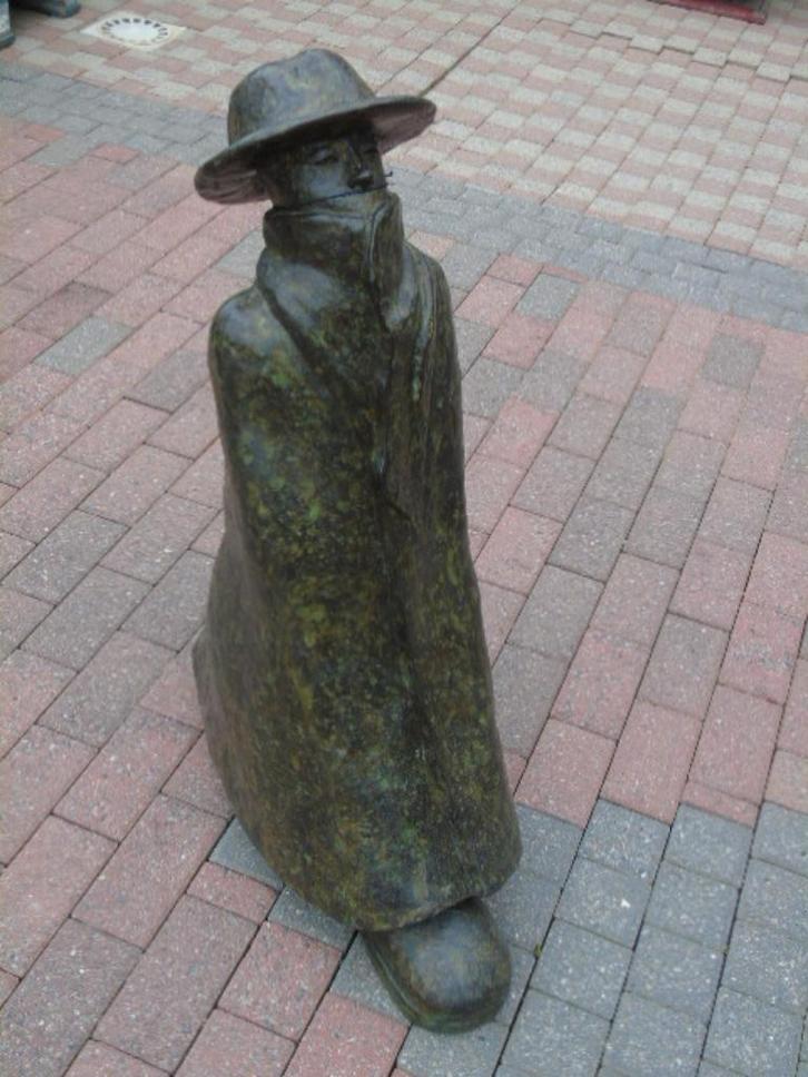 beeld van een personage in groen gepatineerd brons..., Antiek en Kunst, Antiek | Brons en Koper, Brons, Ophalen
